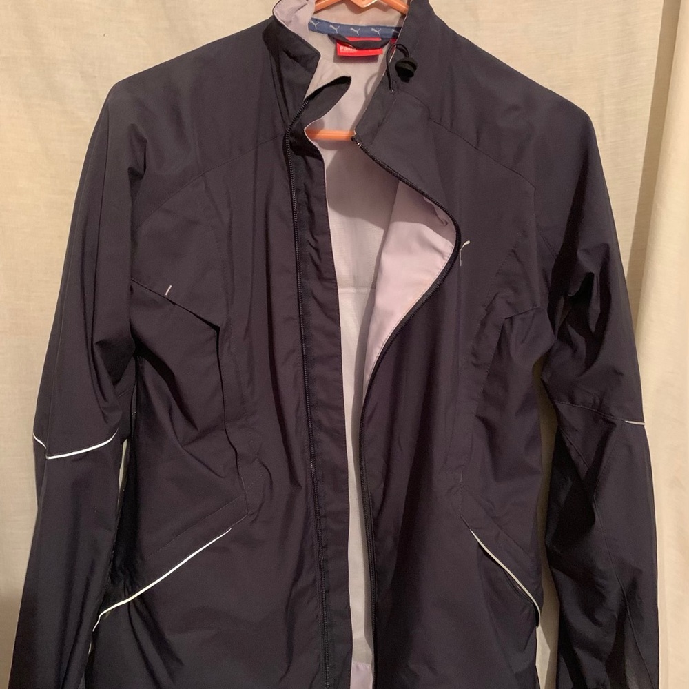 Puma zip front sports jacket small dark gray EUC